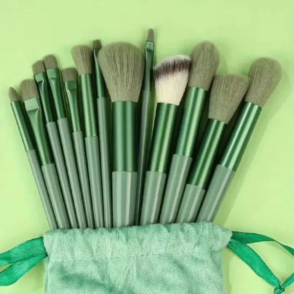 BROCHAS DE MAQUILLAJE PARA ROSTRO Y OJOS - Imagen 11