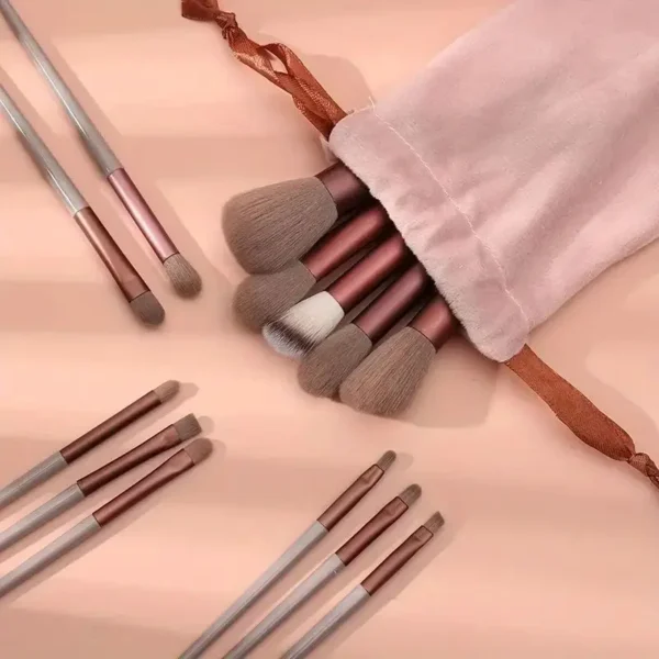 BROCHAS DE MAQUILLAJE PARA ROSTRO Y OJOS - Imagen 4